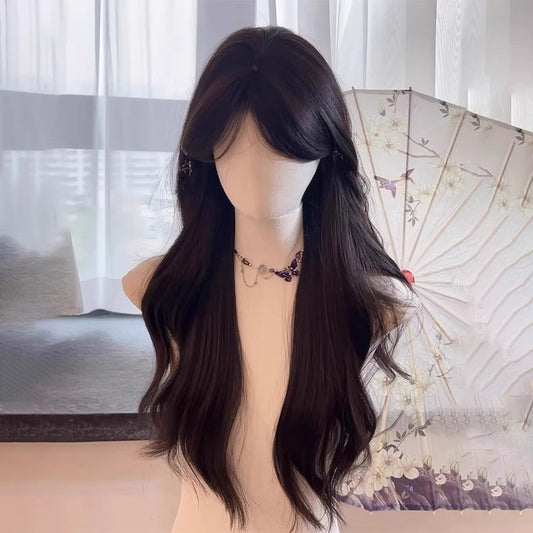 Full-head wig with natural bangs and large waves